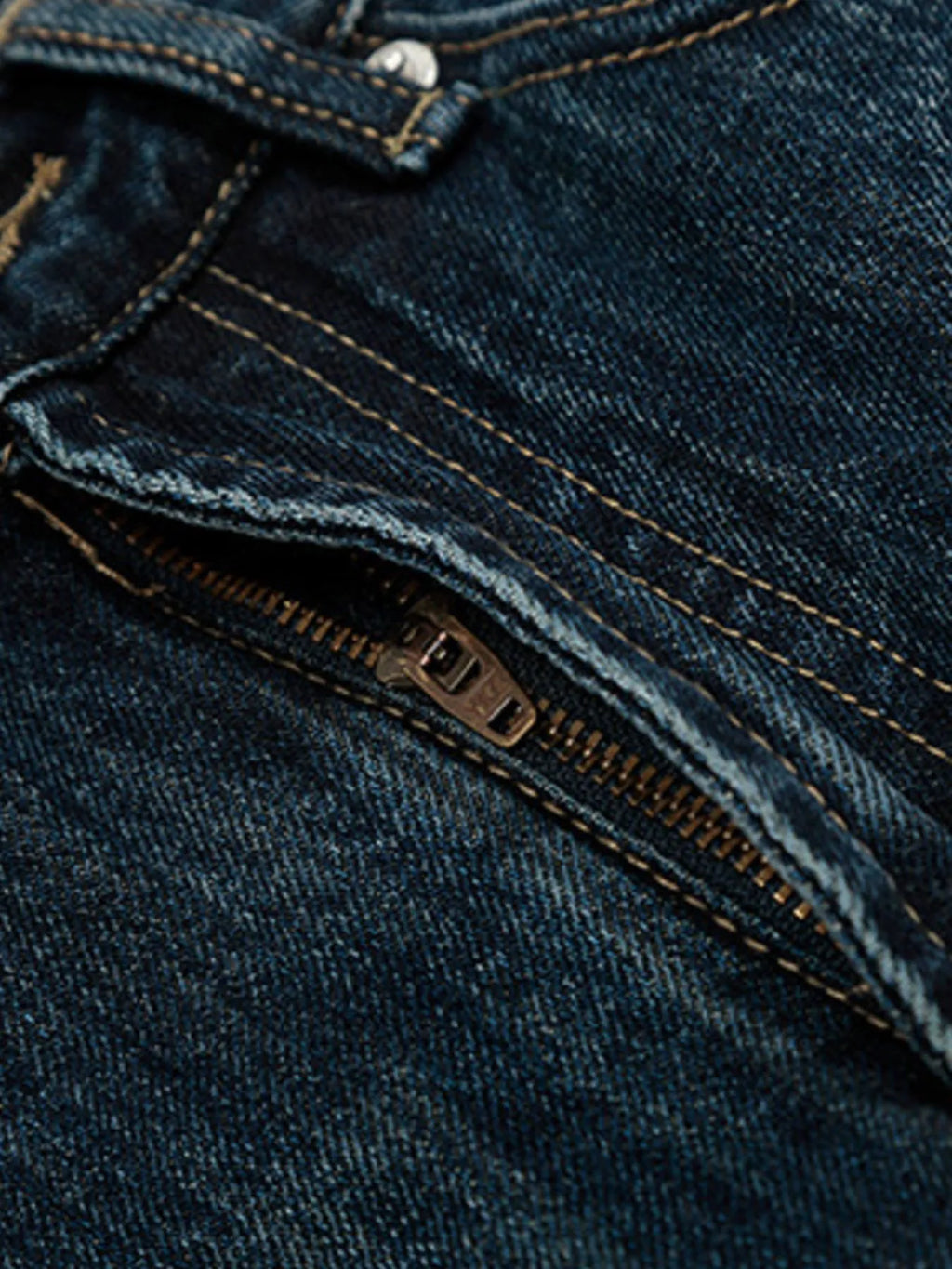 Men's Washed Wide-Leg Jeans