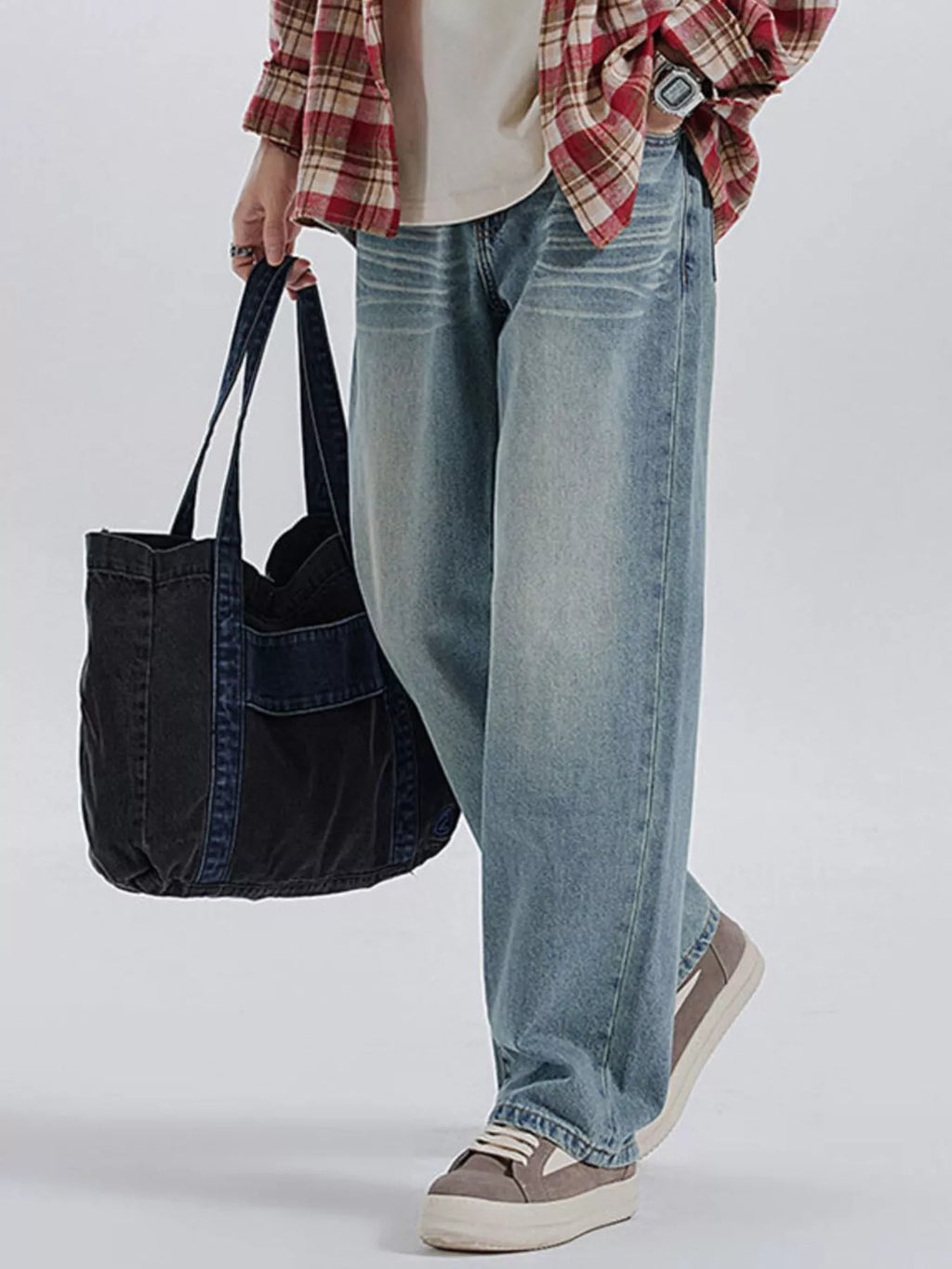 Men's Wide Leg Washed Jeans