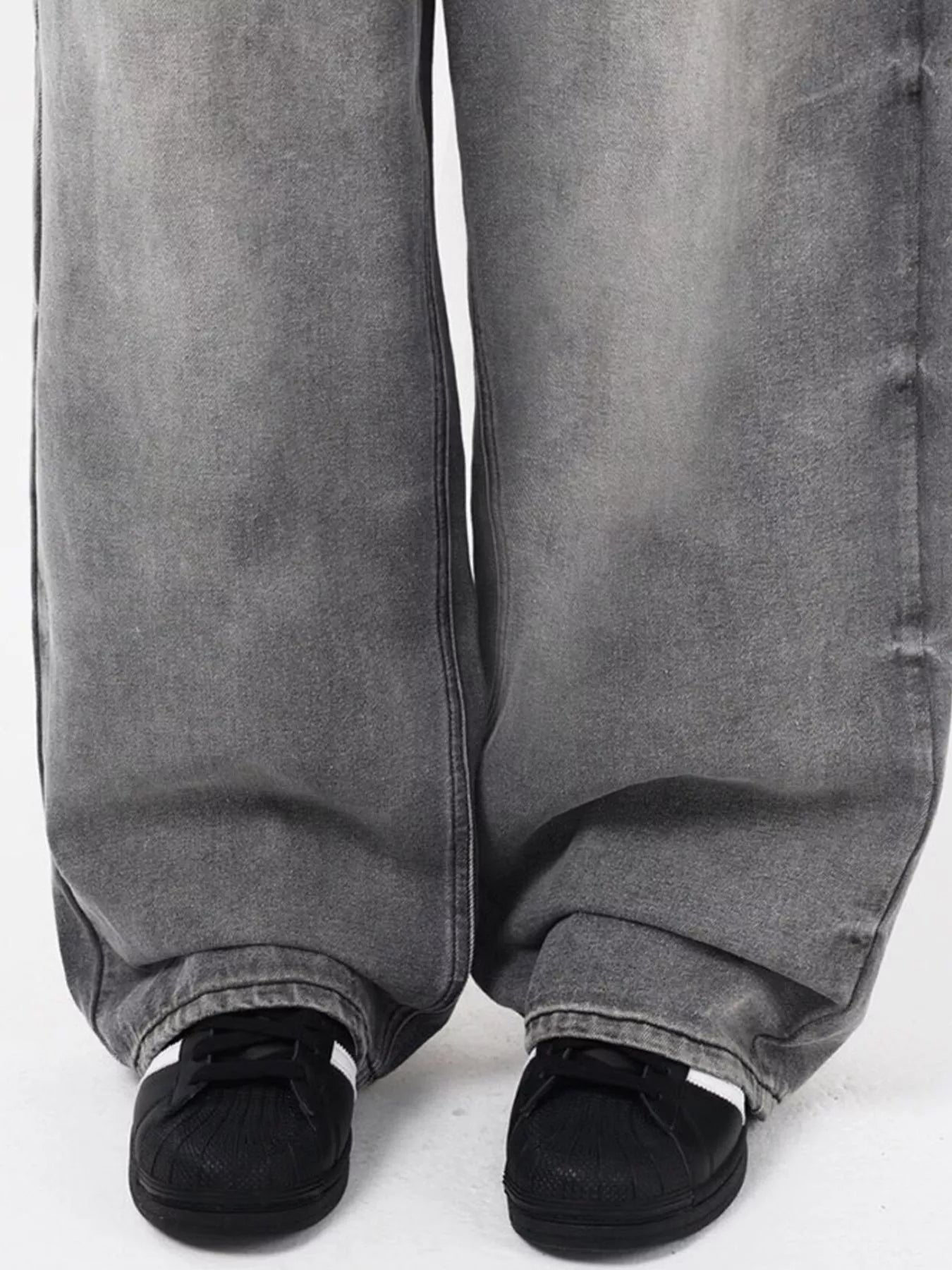 Men's Vintage Wash Wide Leg Jeans