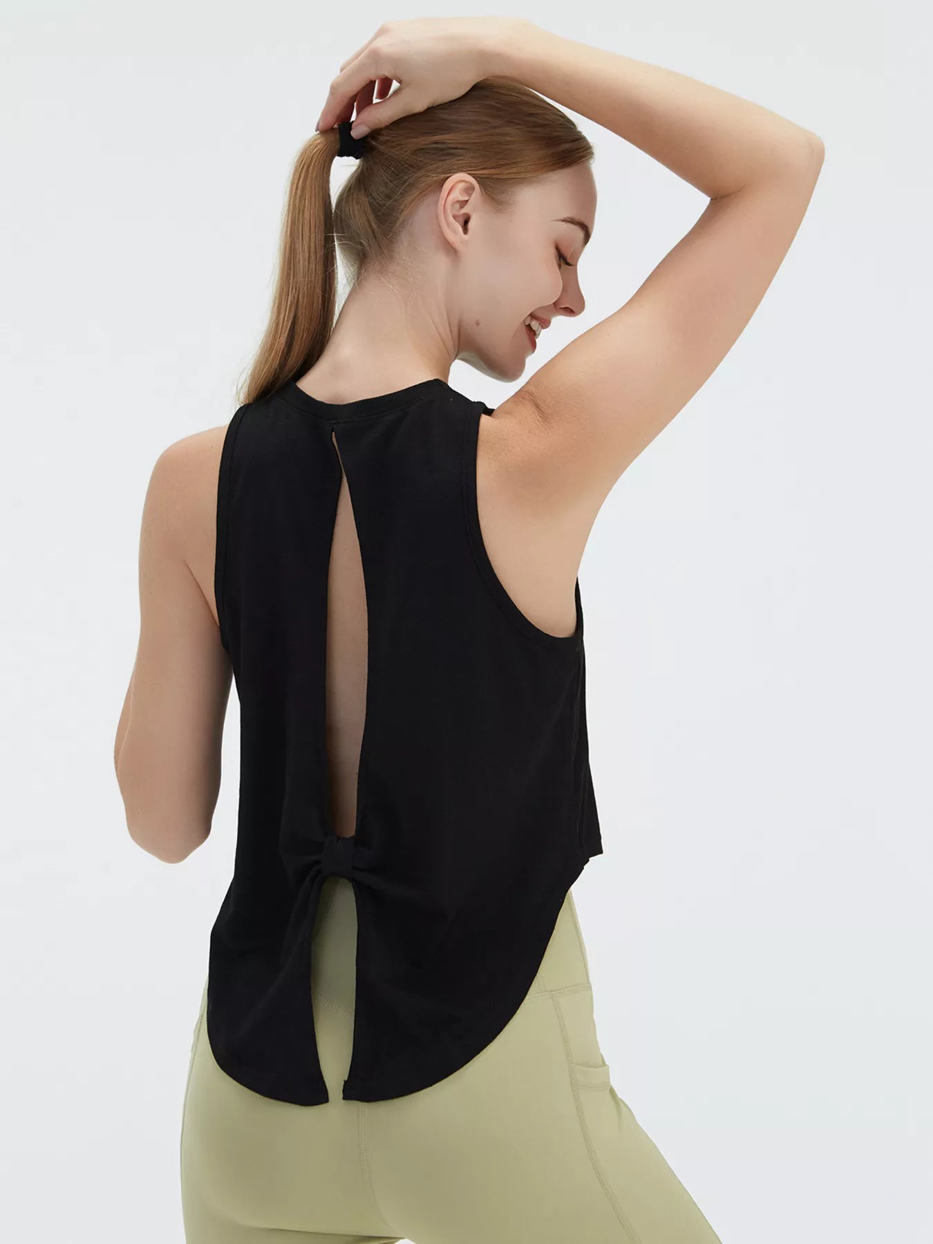 Cutout Back Round Neck Active Tank