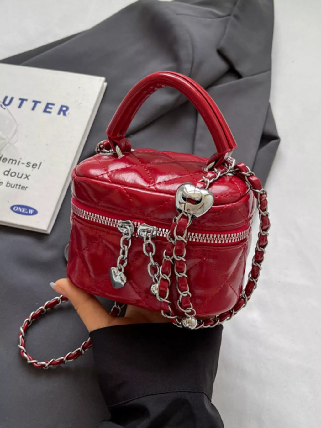 Quilted Pattern Crossbody Bag