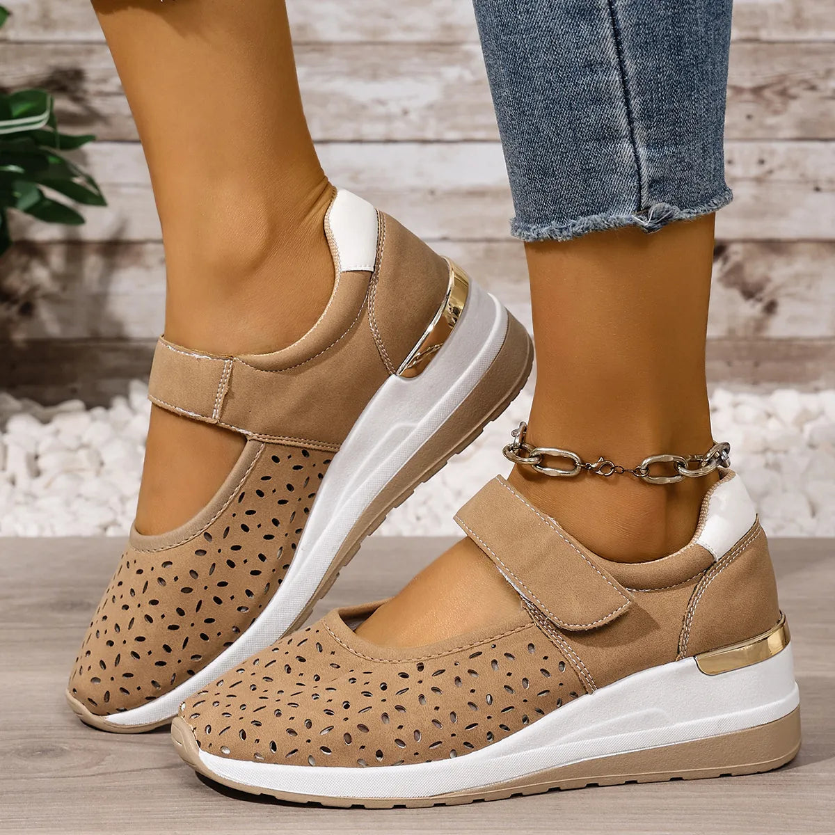 Breathable Wedge Sandals