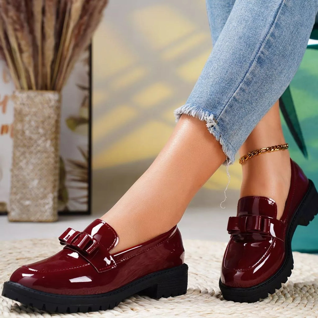 Round Toe Bow Loafers