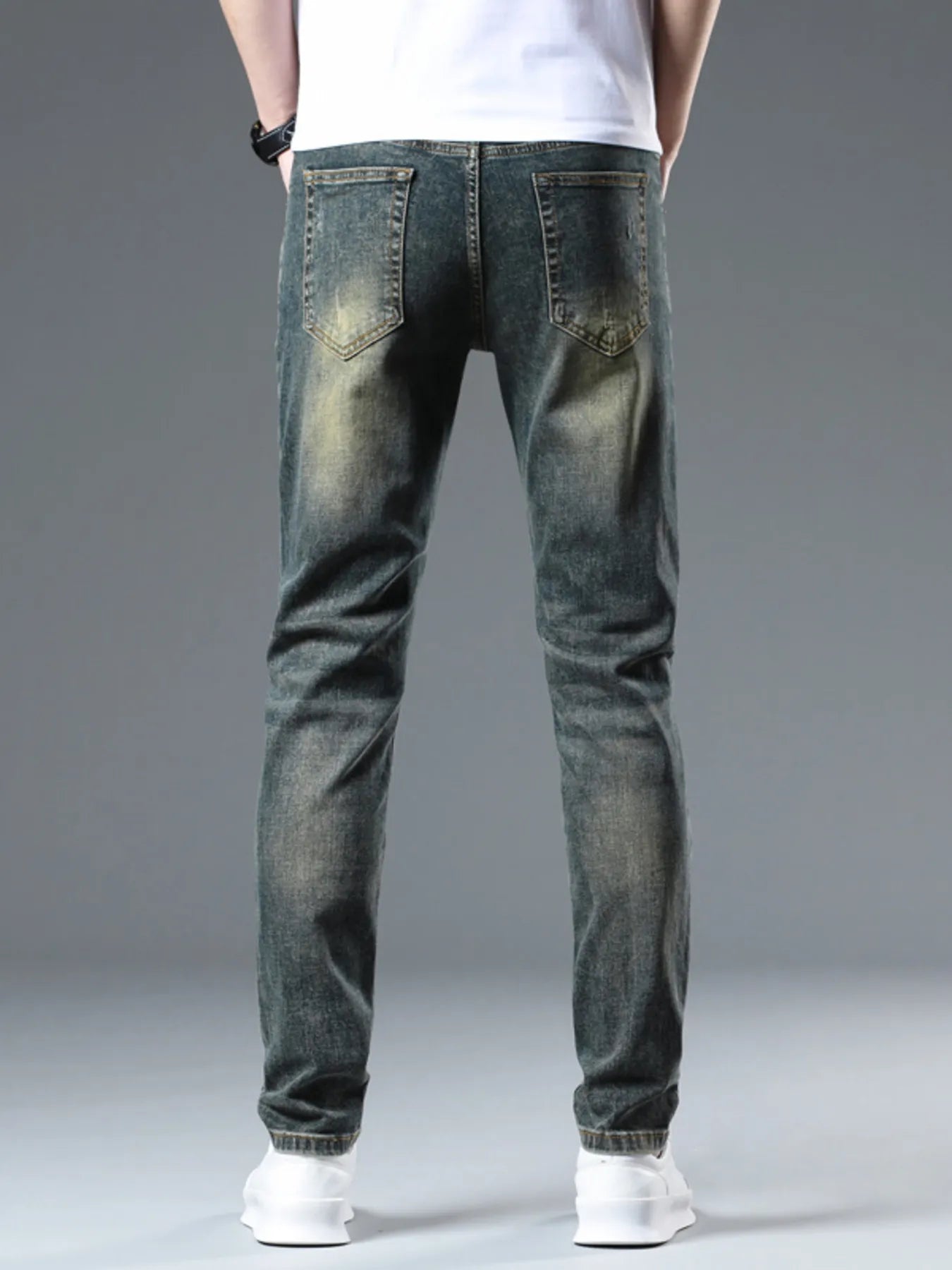 Men's Distressed Slim Fit Jeans