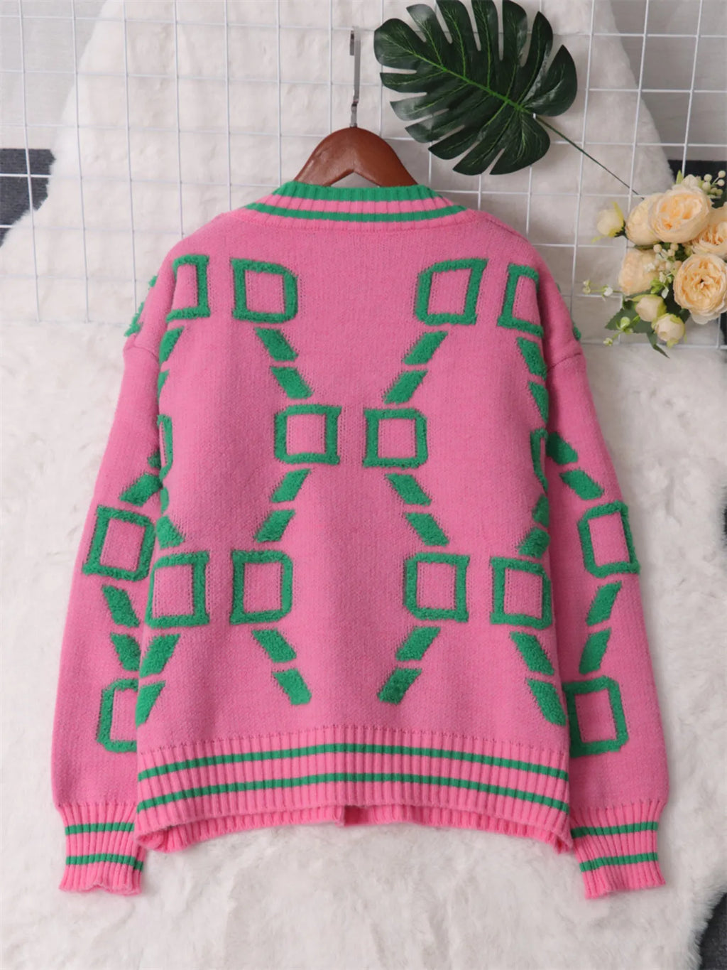 Contrast Round Neck Long Sleeve Sweater