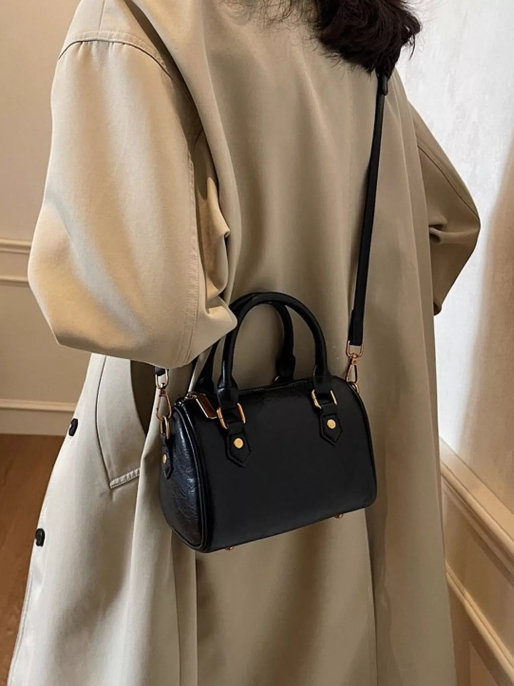 Vintage Style Barrel Crossbody Bag