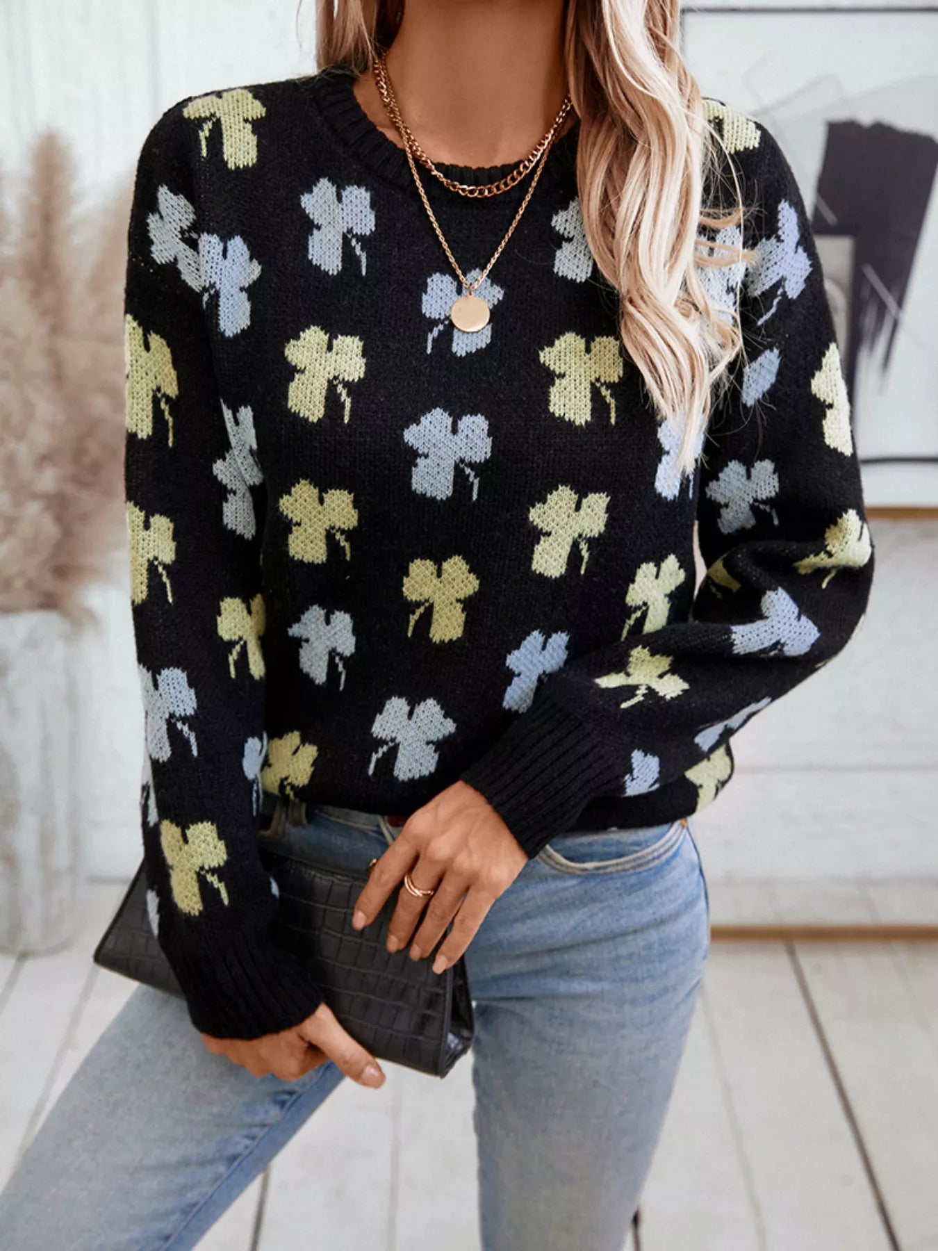 Clover Round Neck Long Sleeve Sweater