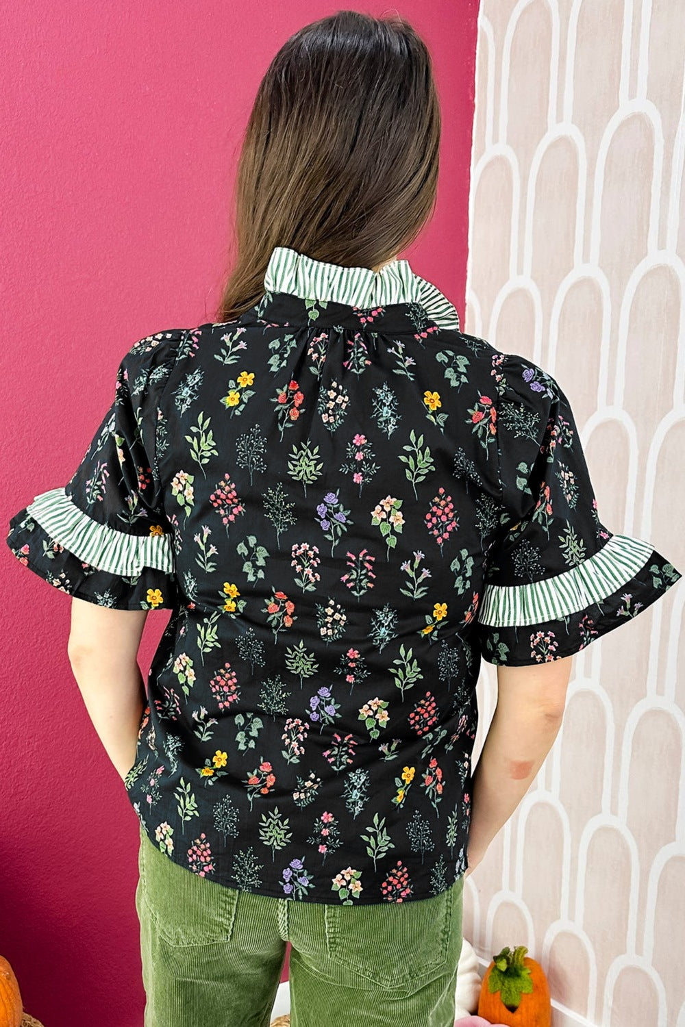 Contrast Frilled Trim Short Sleeve Floral Shirt