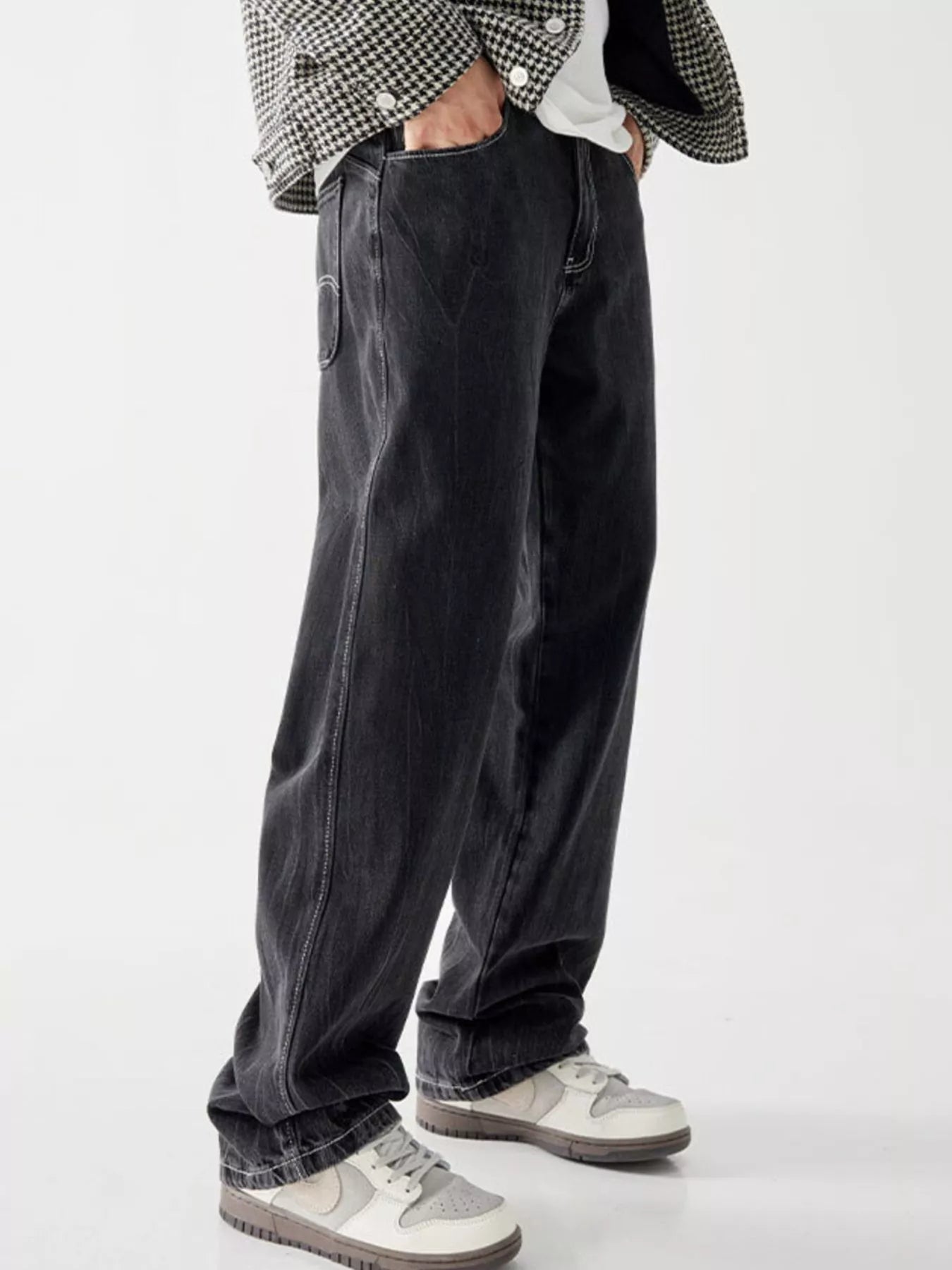 Men's Vintage Wash Loose Fit Jeans
