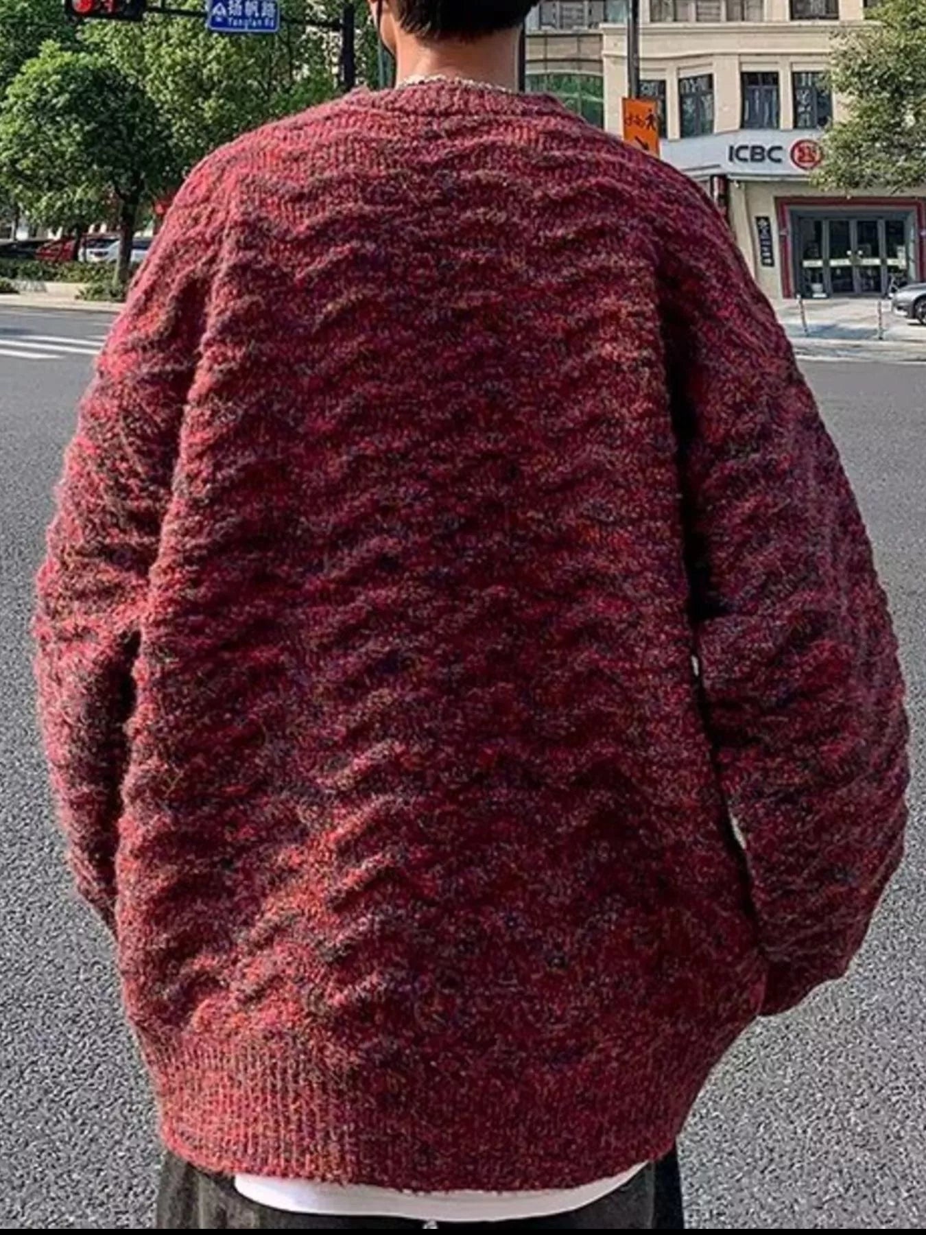 Men's Textured Knit Pullover Sweater