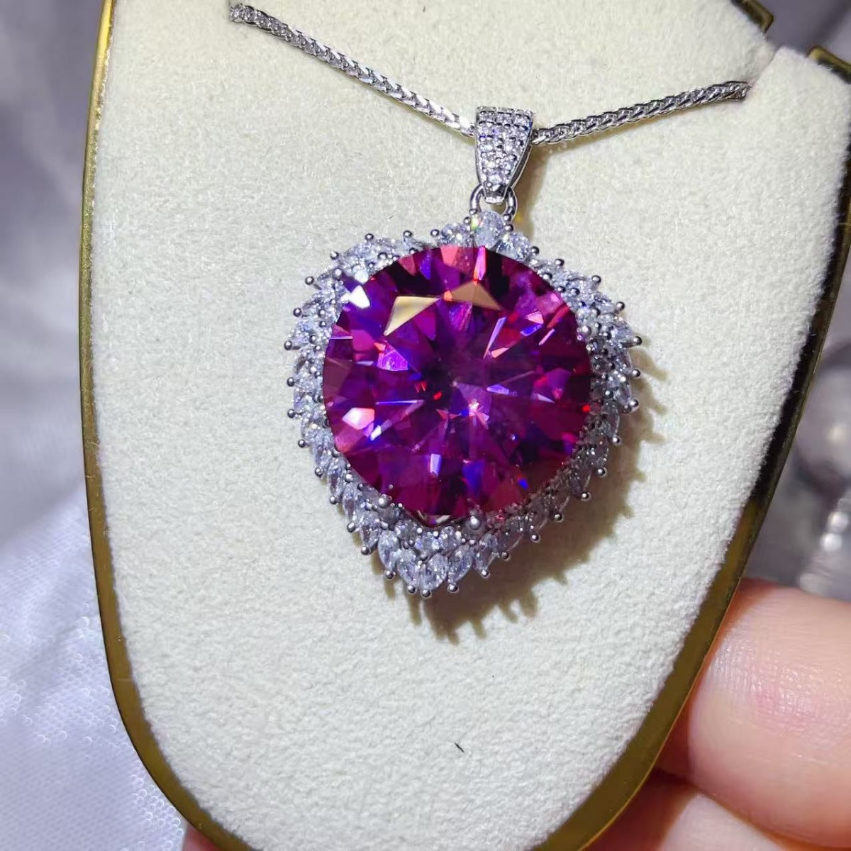 20 Carat Moissanite 925 Sterling Silver Pendant Necklace