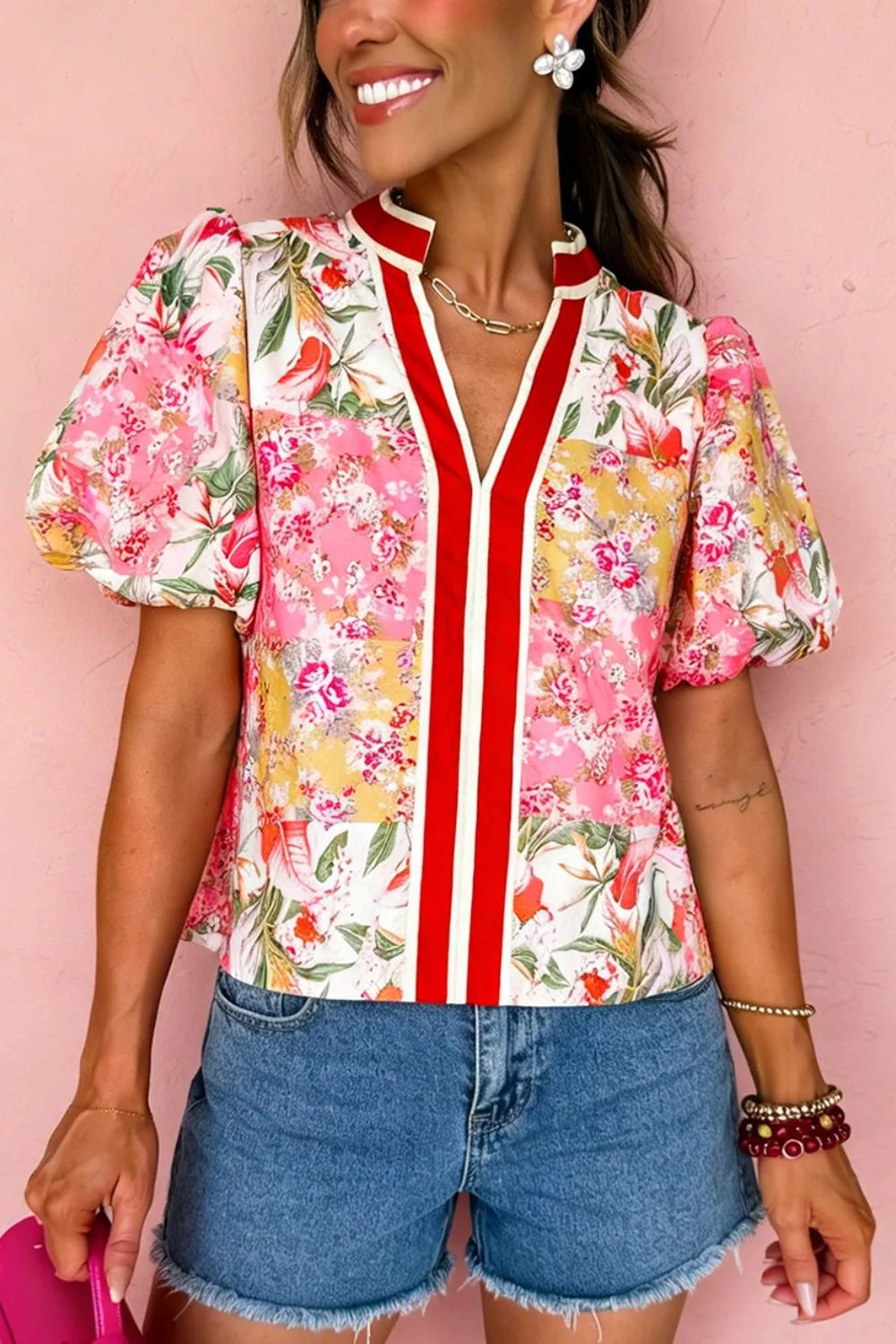 Contrast Collared V Neck Short Sleeve Floral Blouse