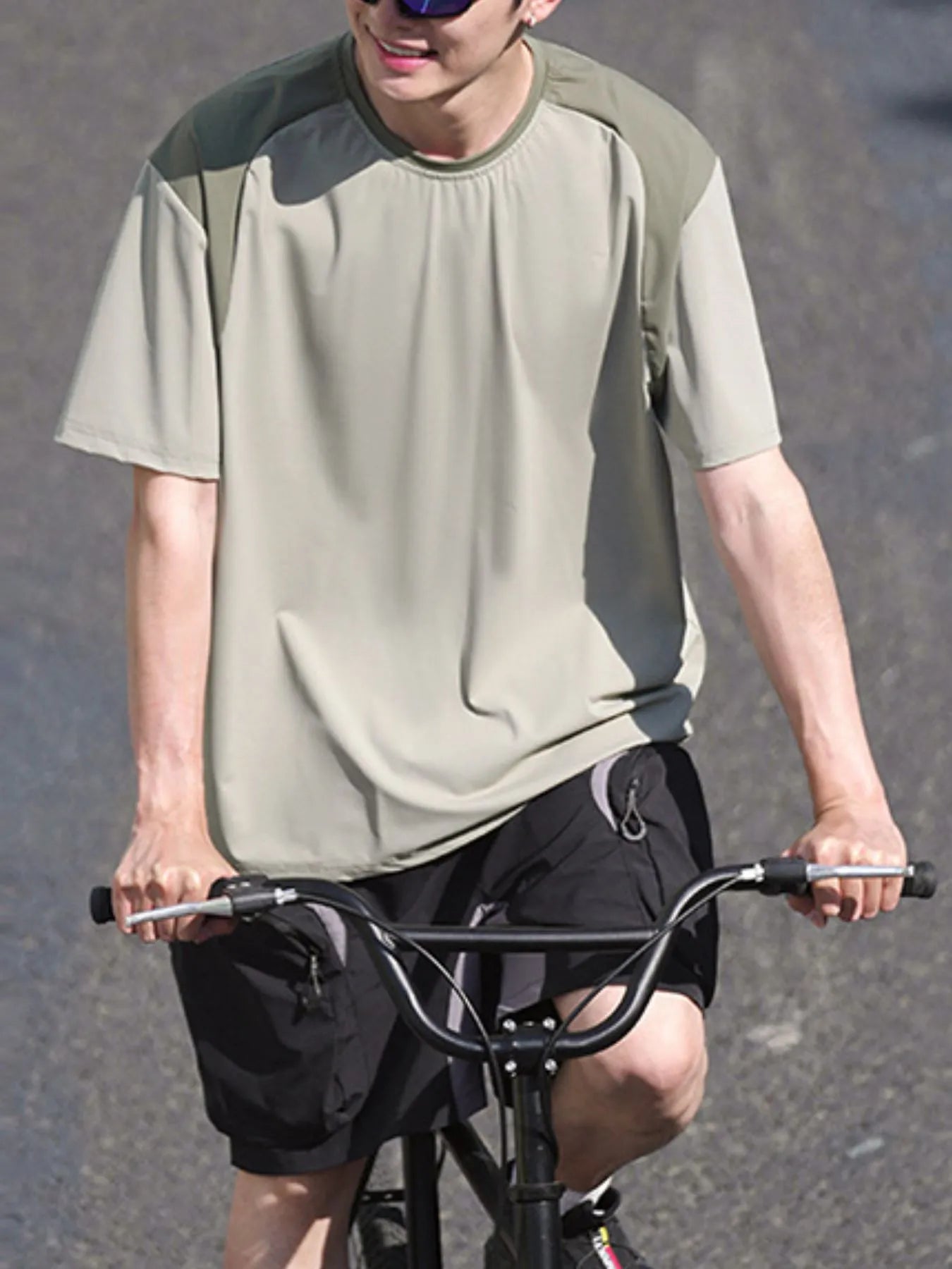Men's Contrast Round Neck Short Sleeve T-Shirt