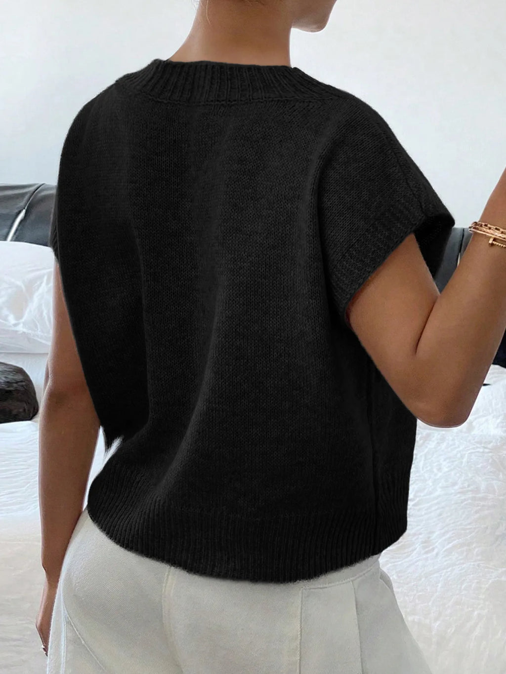 Ribbed Hem V-Neck Short Sleeve Sweater