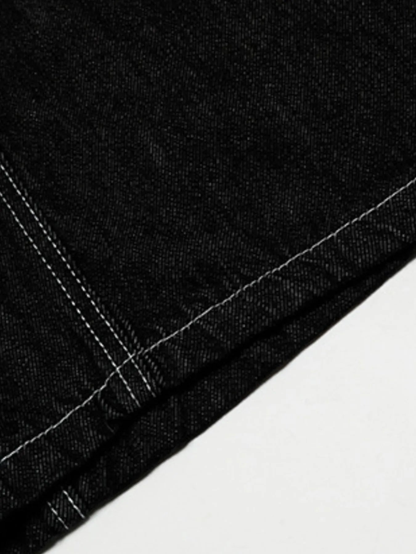 Men's Wide Leg Jeans with Contrast Stitching
