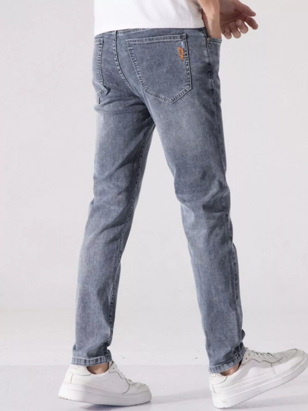 Men's Washed Slim Fit Jeans