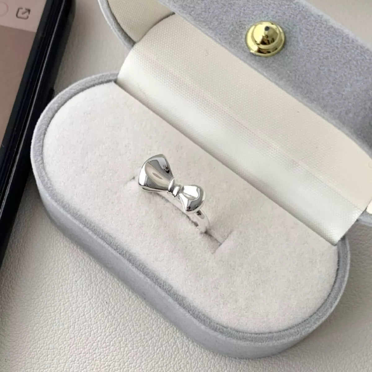 925 Sterling Silver Bow Ring