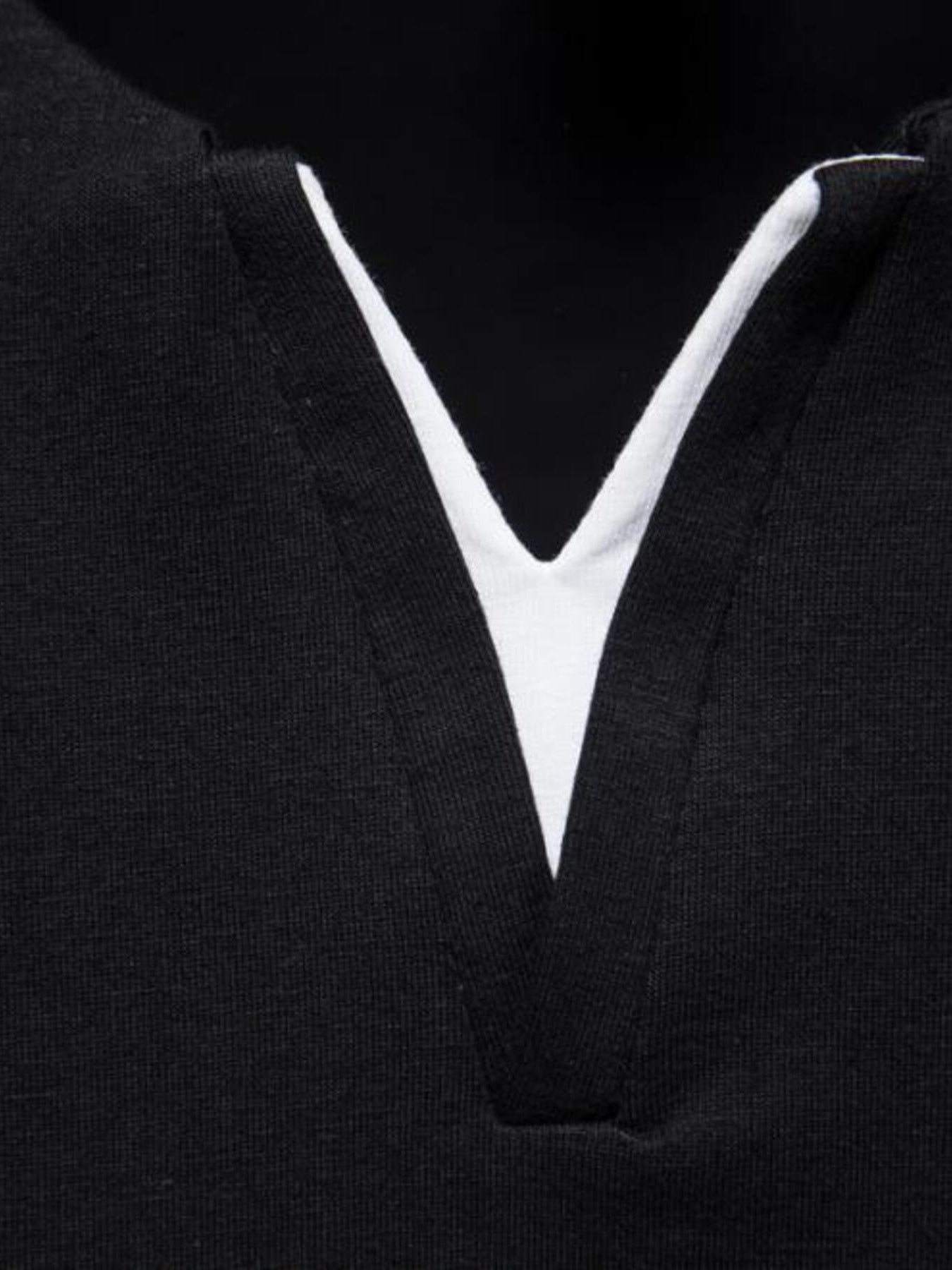 Men's Plus Size Slim Fit Notched Casual T-Shirt