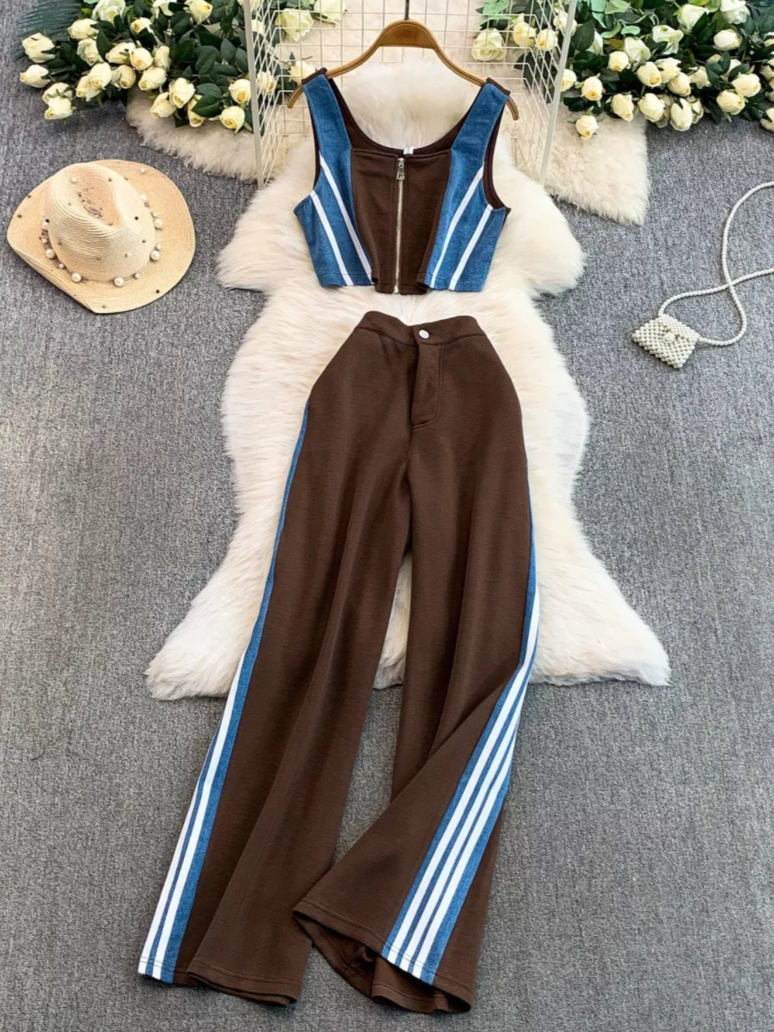 Zip Front Contrast Tank and Side Striped Pants Set