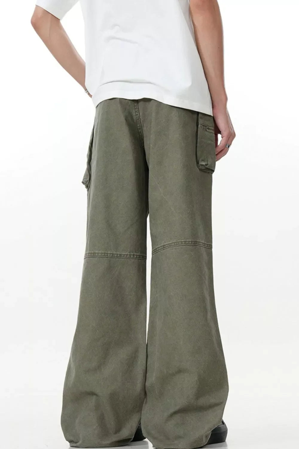 Men's Wide Leg Cargo Pants