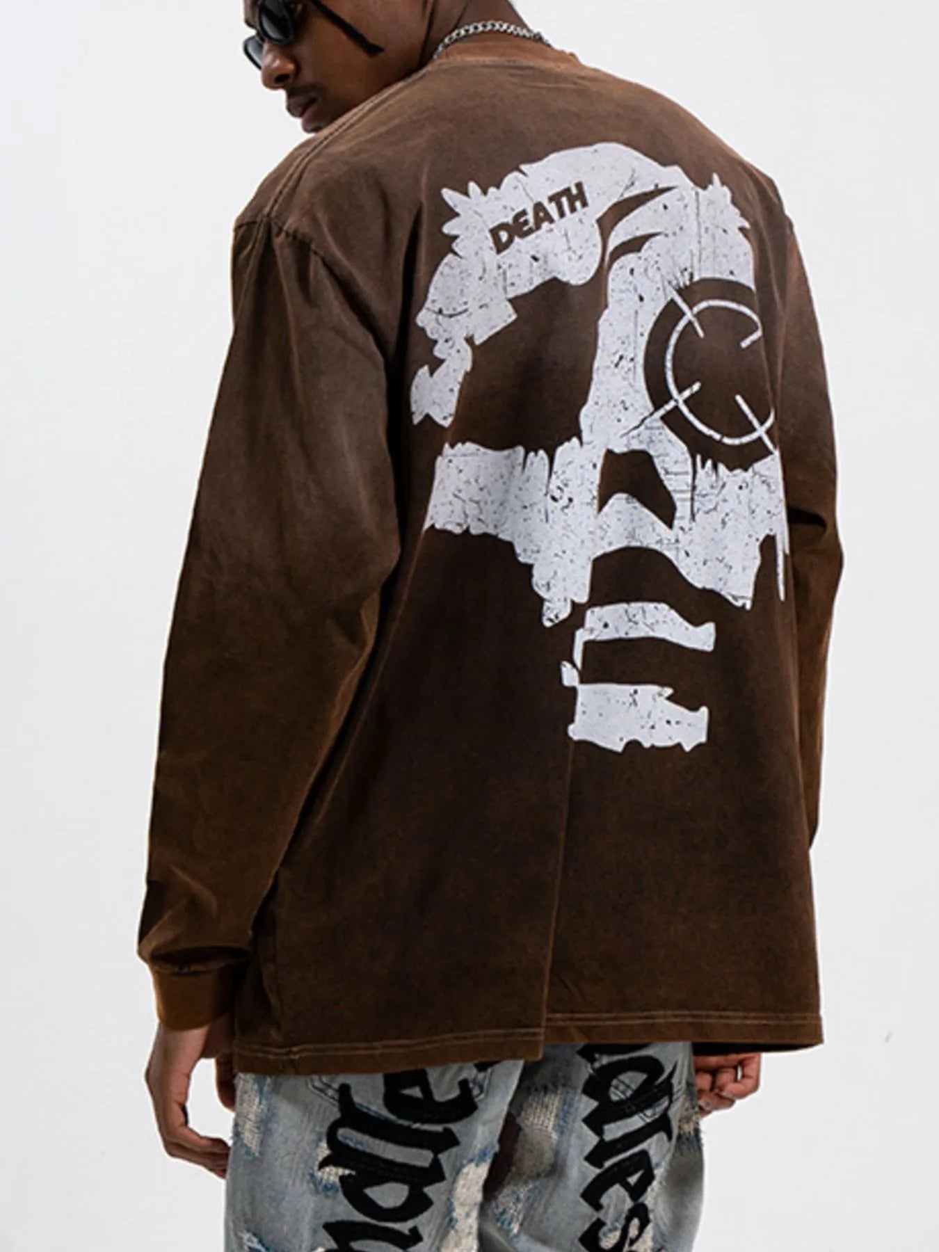 Men's Oversized Long Sleeve Graphic T-Shirt