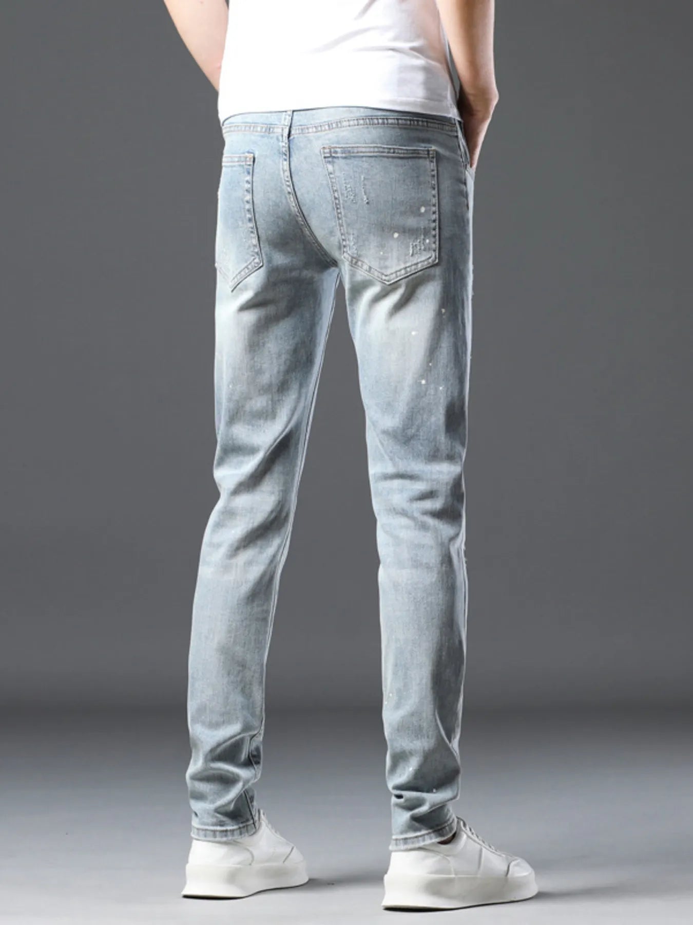 Men's Distressed Slim Fit Jeans