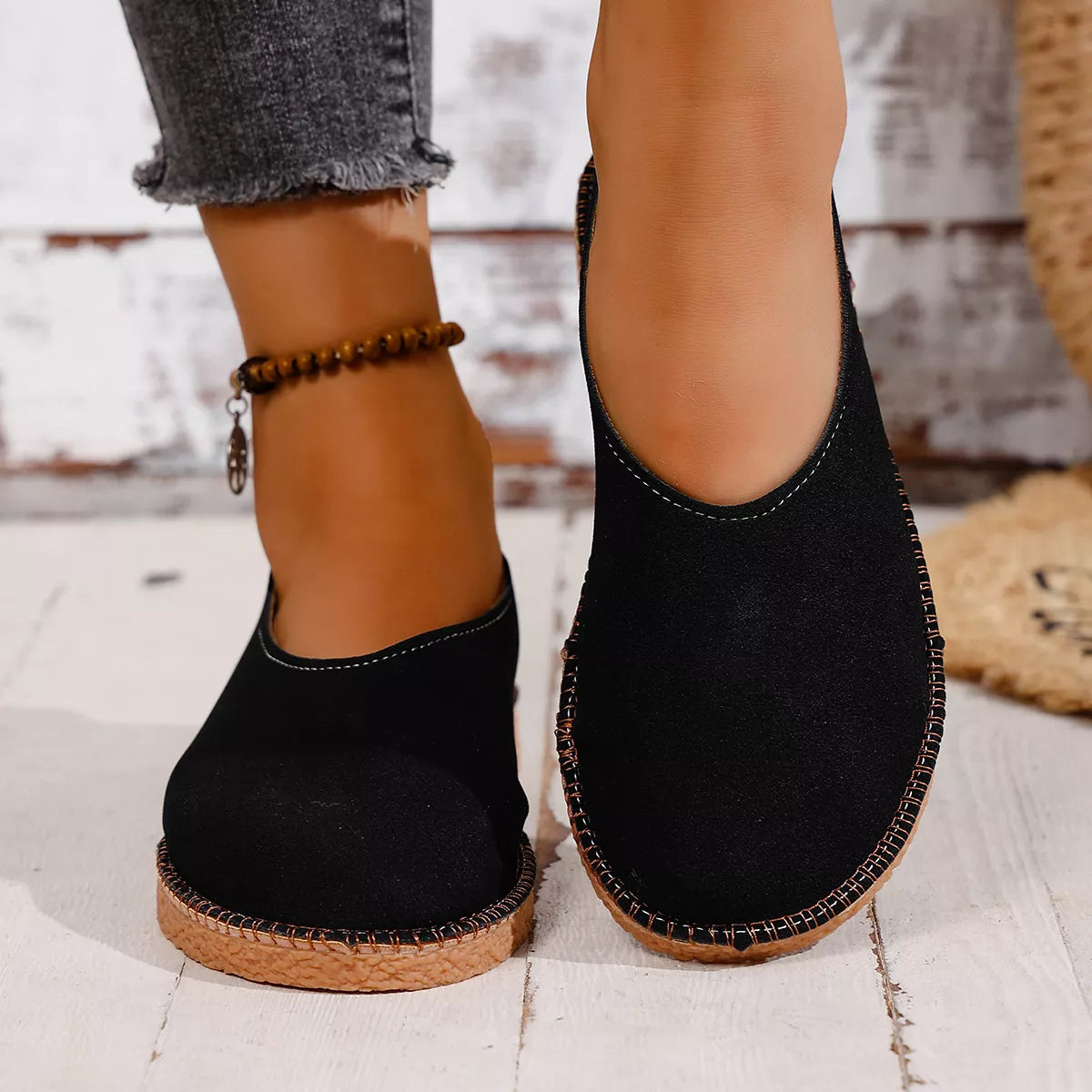 Round Toe Flats Slip-Ons