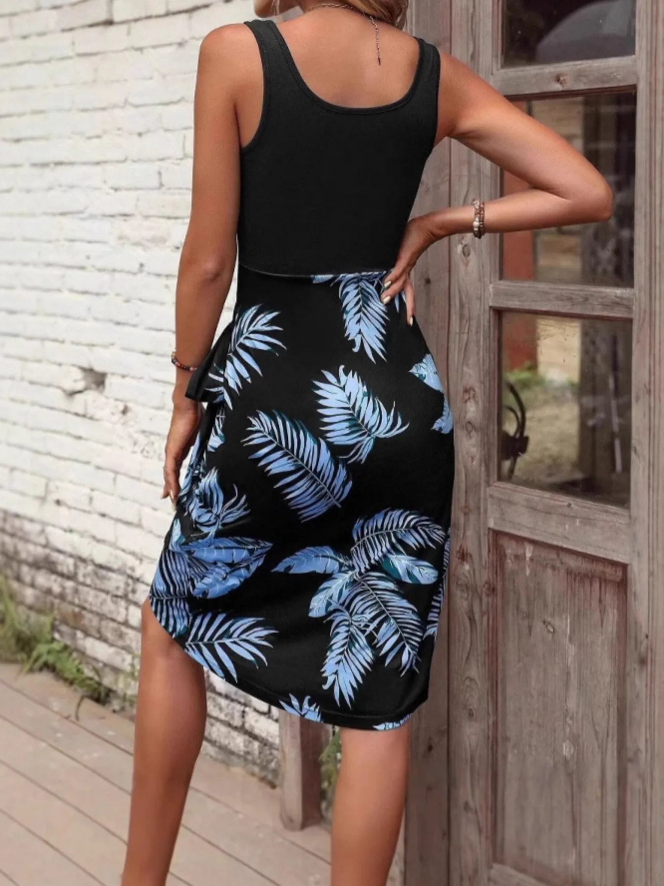 Tropical Print Scoop Neck Tank Dress