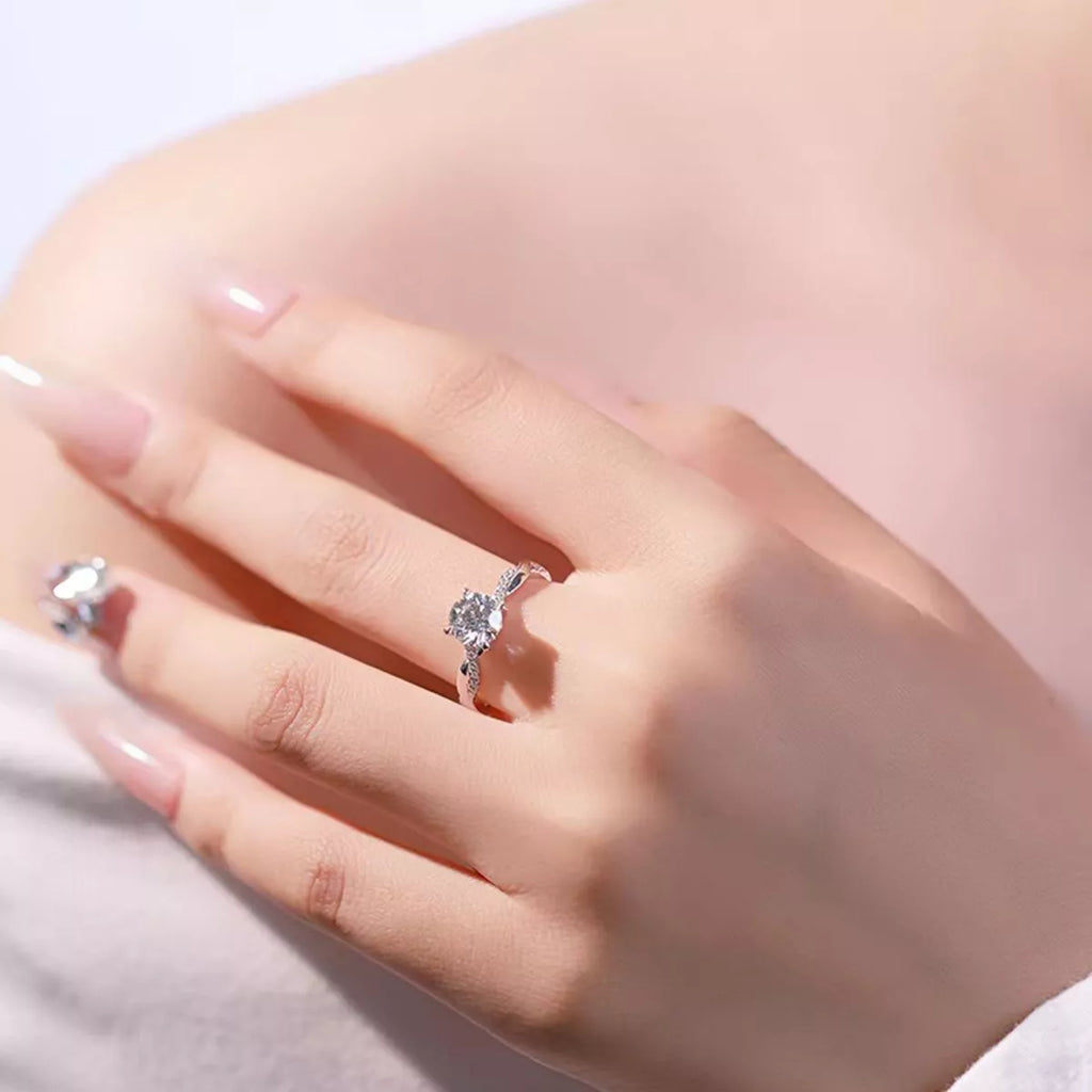 1 Carat Moissanite 925 Sterling Silver Ring