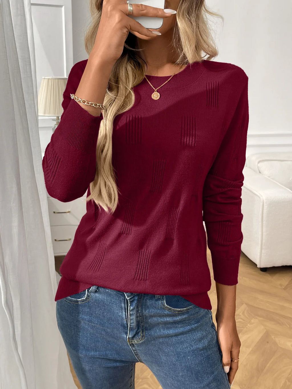 Round Neck Long Sleeve Knit Top