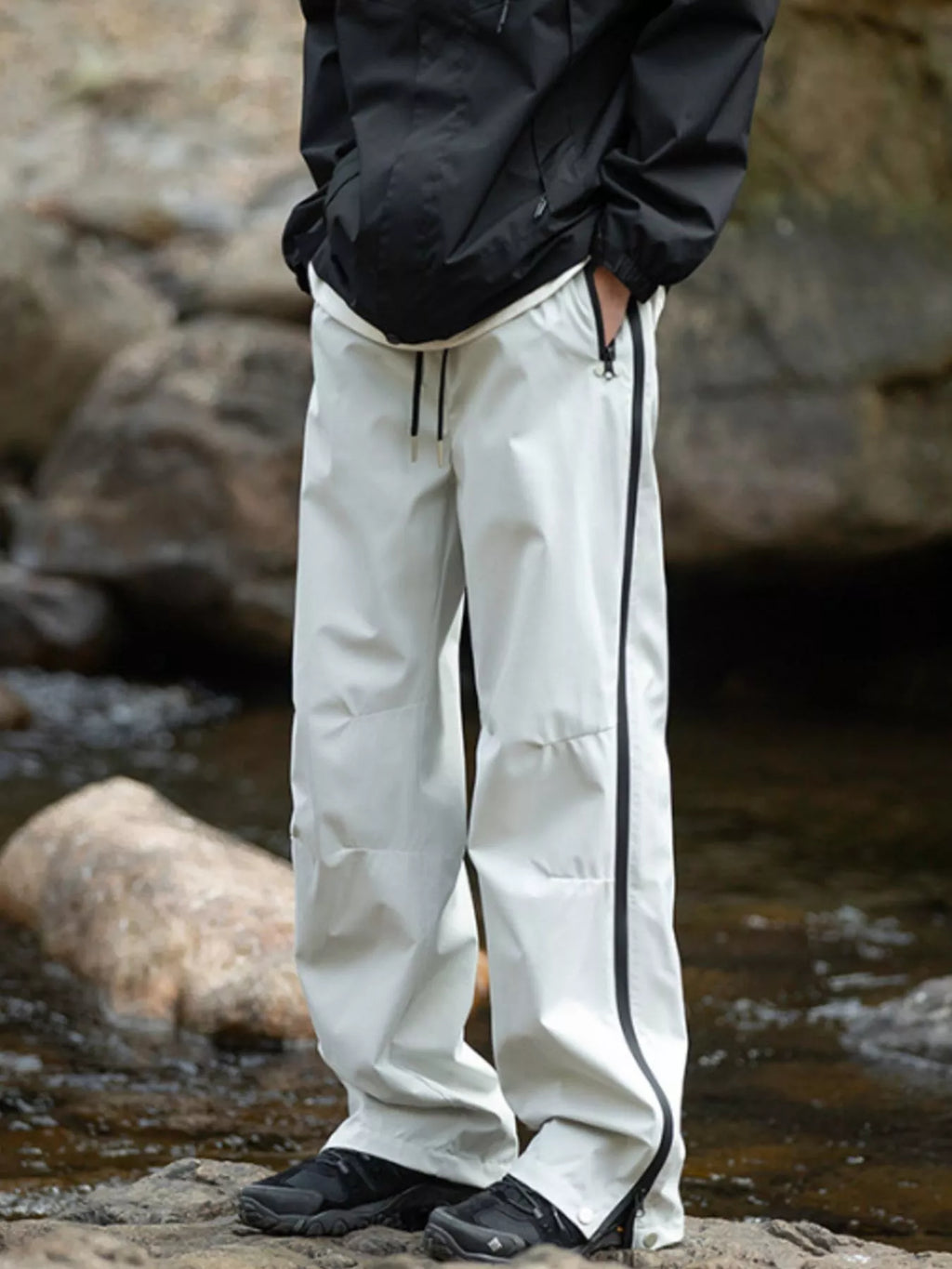 Men's Outdoor Tactical Cargo Pants with Multiple Pockets