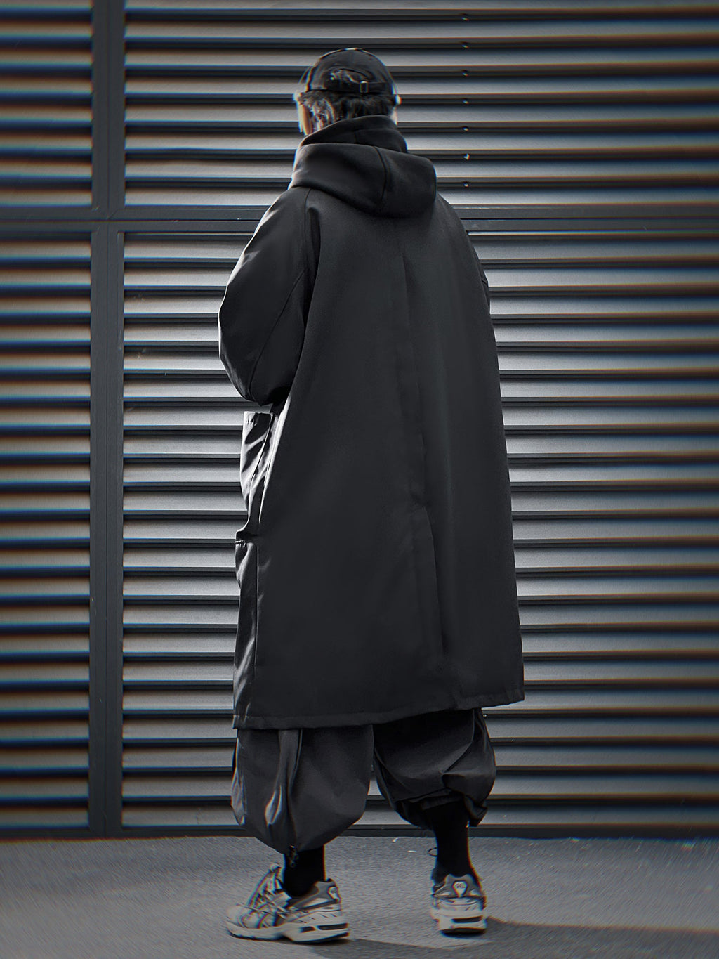 HiJ36 Black Urban Trench Coat