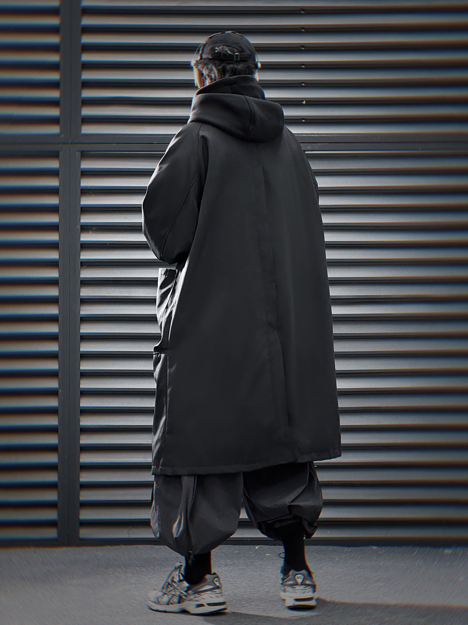 HiJ36 Black Urban Trench Coat