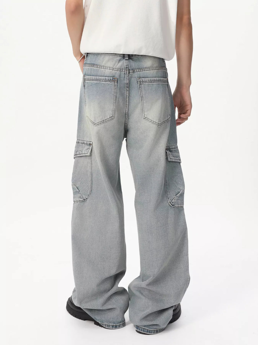 Men's Loose Fit Wash Cargo Jeans