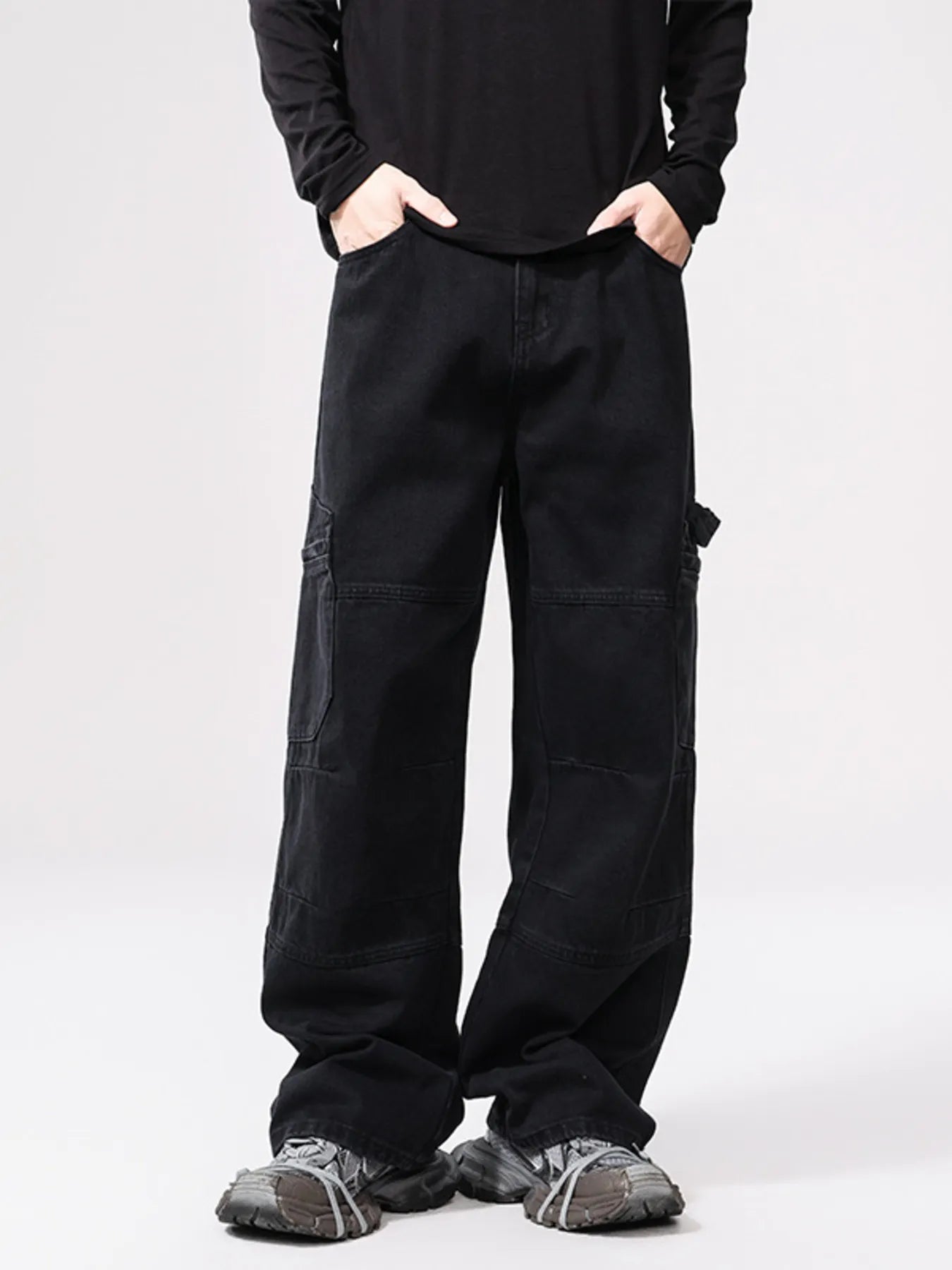 Men's Wide-Leg Jeans