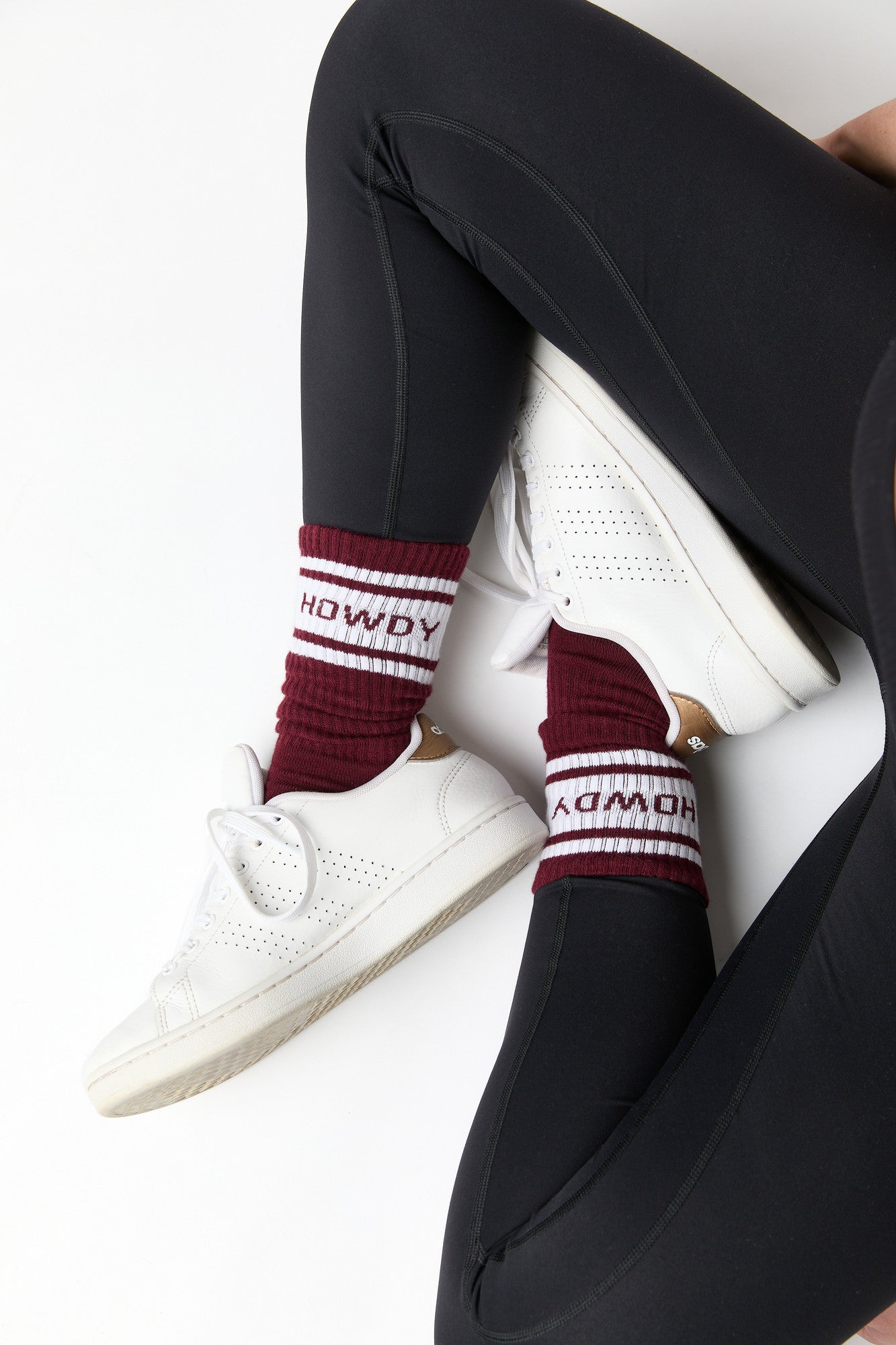 Maroon Retro Howdy Casual Crew Socks