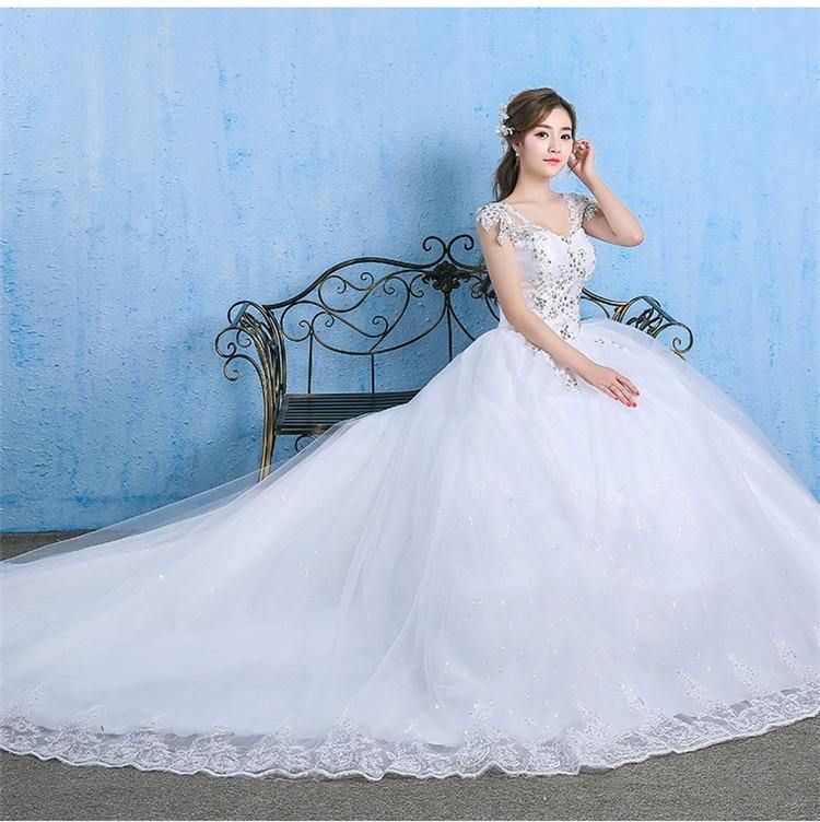 Wedding Dress With Elegant Appliques Gown EDW12