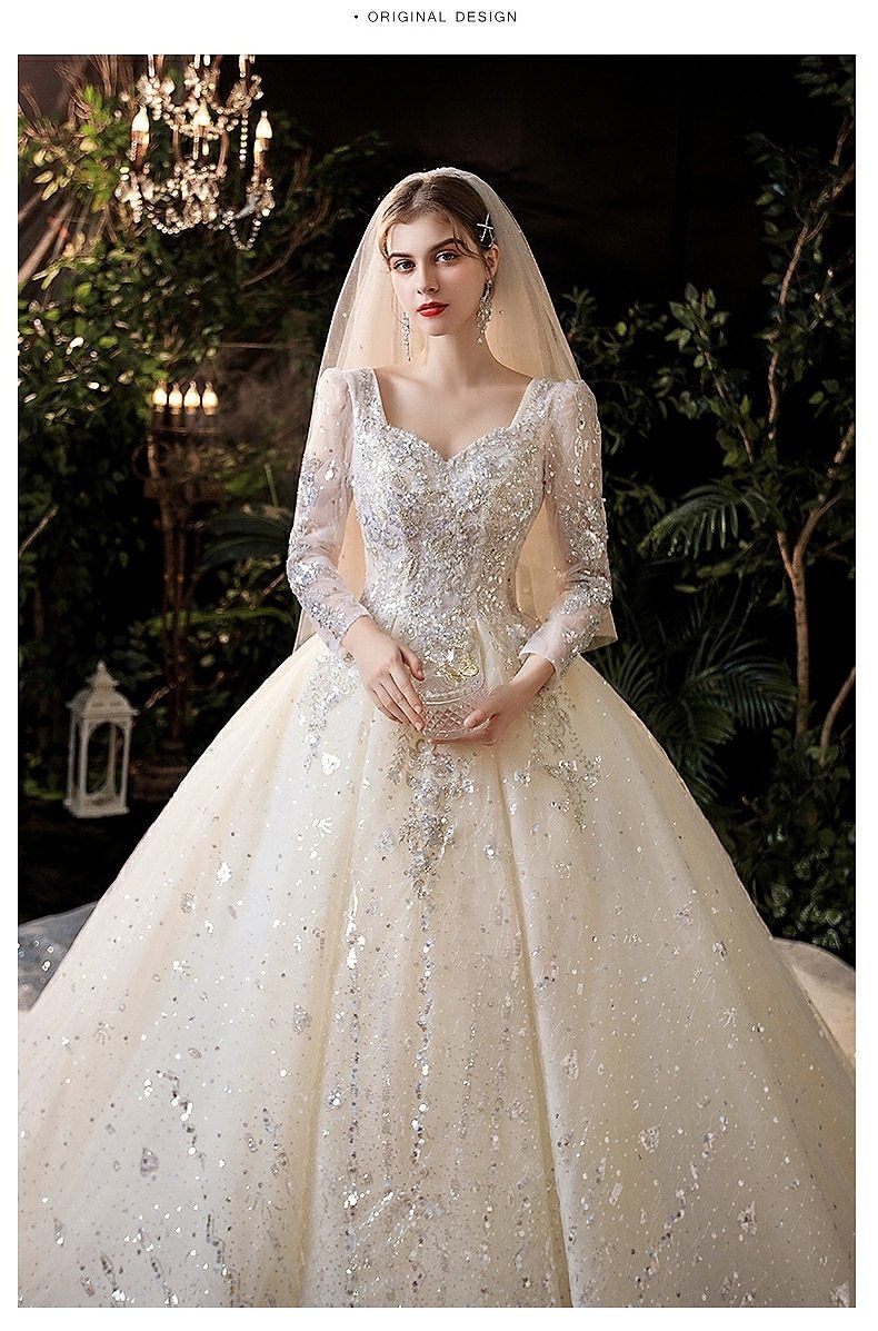 Luxury Princess Long Sleeves Wedding Dress with Crystal EDW1110